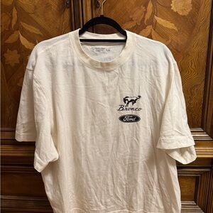 Abercrombie & Fitch Cream Short Sleeve Tee